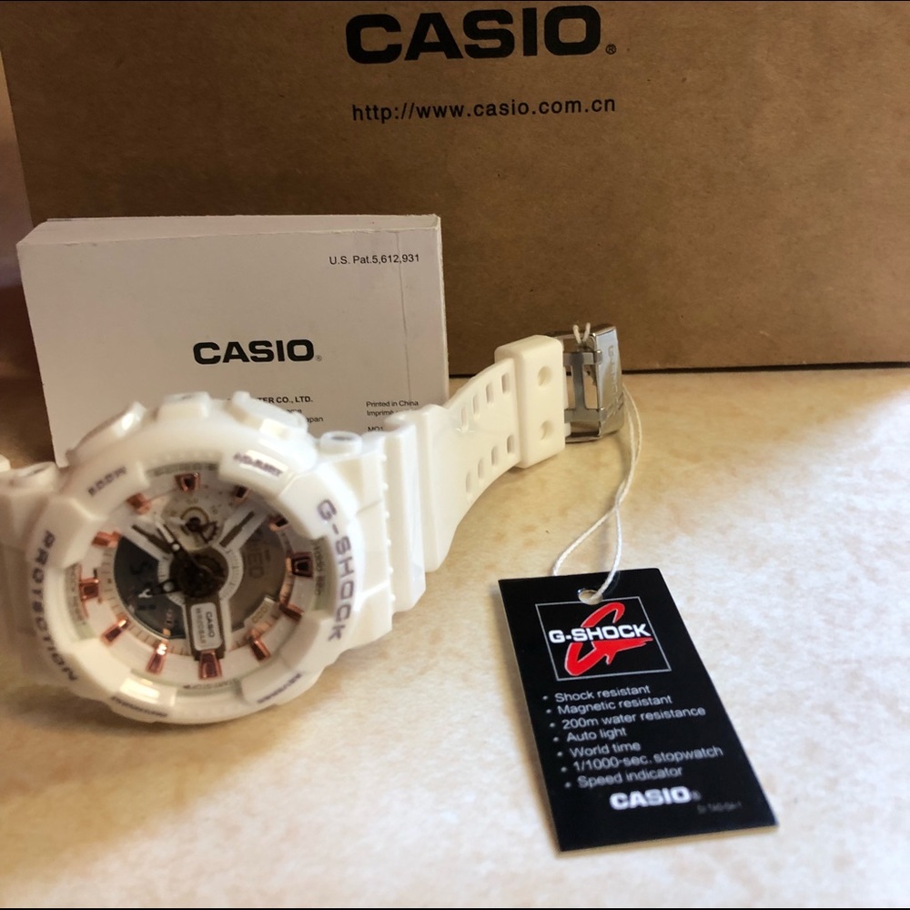 White Gshock lights up g shock Brand New Casio - Picture 2 of 5
